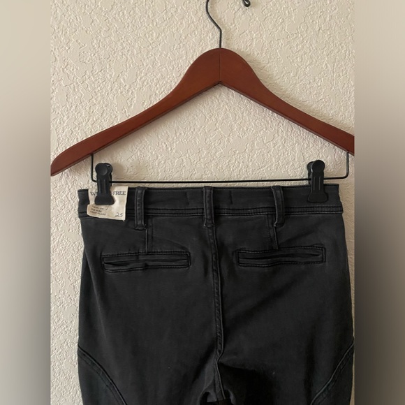 We the Free - Twirl On Mid-Rise Crop Flare Jeans - Picture 10 of 11